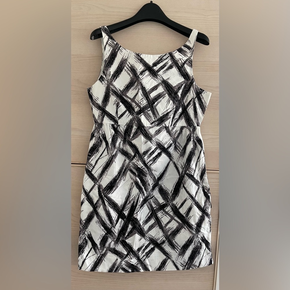 Sleeveless Print Dress